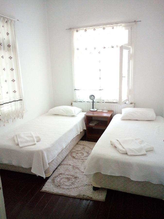Mavi Pension Hotel Ayvalı Eksteriør billede